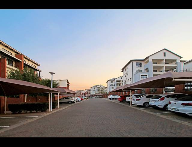 2 BEDROOM APARTMENT FOR SALE IN GREENSTONE HILL
